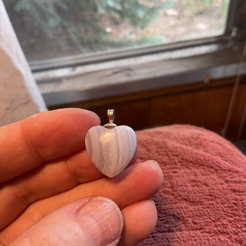 Heart-Shaped Lavender agate vintage Pendant